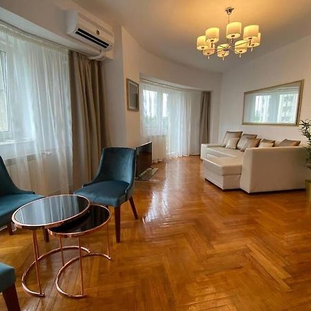 Apartamento New Luxury Flat In Front Of The Parliament At Unirii Bucarest Exterior foto